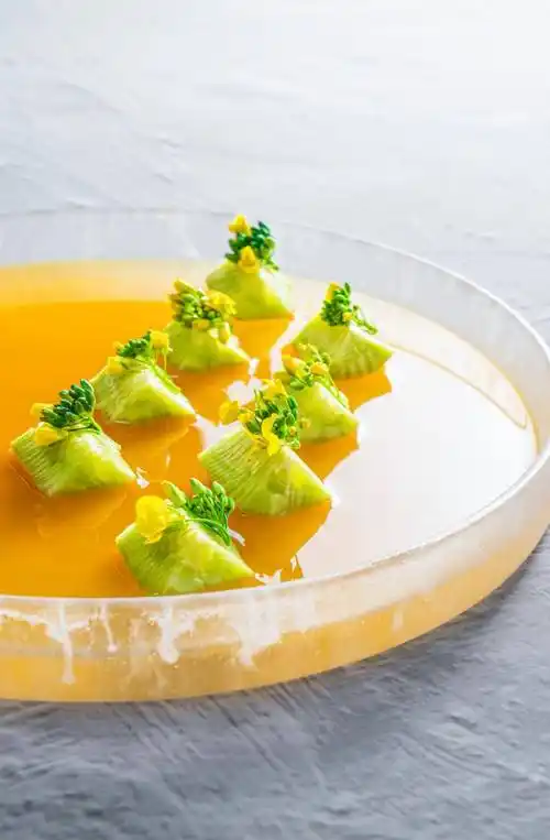 2024年元月大董意境菜作品赏析_管理_冷汤_蒲菜