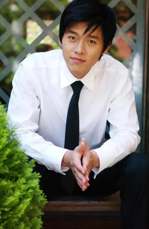 玄彬青涩旧照大放出盘点玄彬的电视剧作品哪个时期最帅