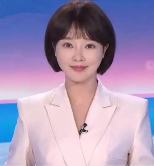 嫁大12岁导演陆川却长期分居央视主持人胡蝶7年后怎么样了