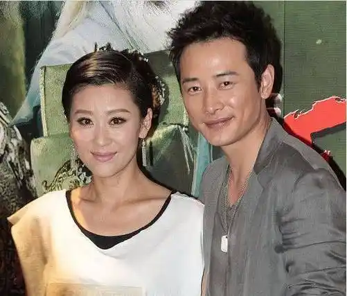 与罗晋一见钟情,分手后嫁大21岁富商,今身价不菲成最大赢家_苗圃_老公