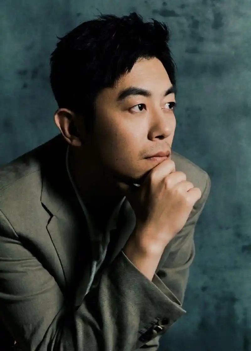 不愧是我心中的叔圈天菜!】朱亚文39岁生日写真!