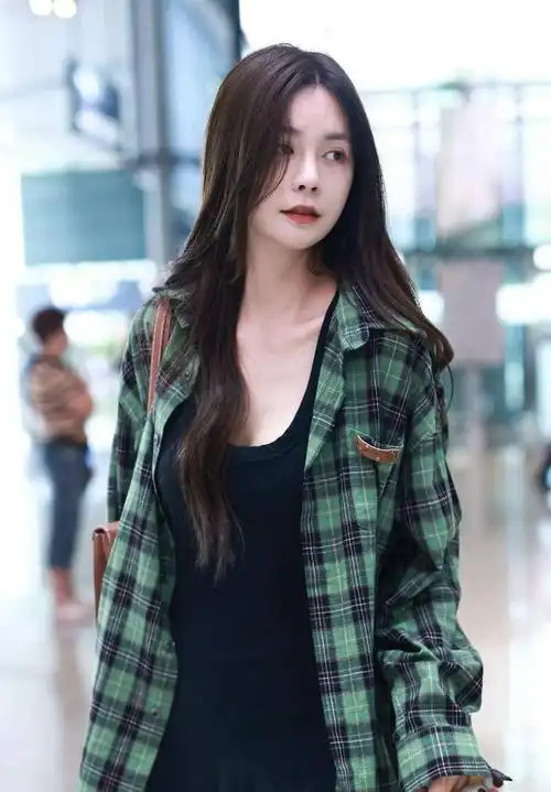 对沈梦辰机场造型的评价