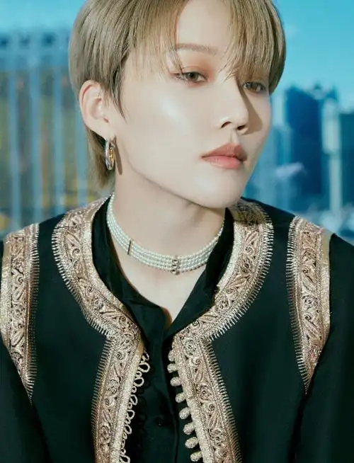 复盘一下刘雨昕出席tmea音乐盛典的两套look_高清图集_新浪网