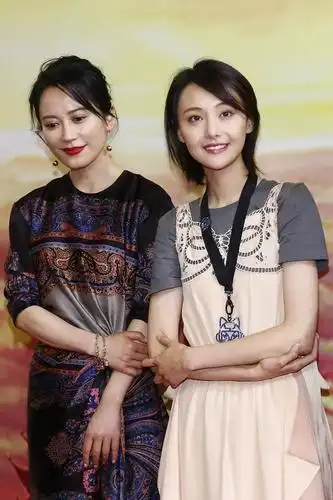 当红一线女明星合照图集合,共32张,谁被谁艳压?