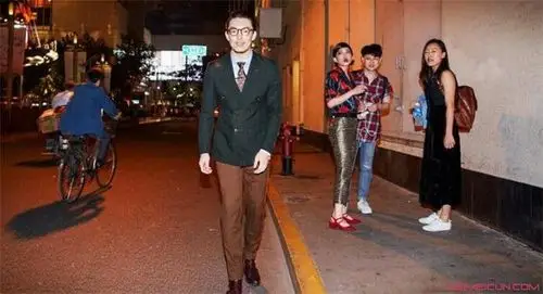 这就是对唱亚森女友是谁详细资料背景遭扒曾与薛之谦合作