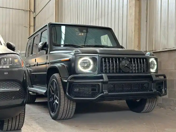 2023款奔驰g63amg加版配置报价复古suv酬宾惠