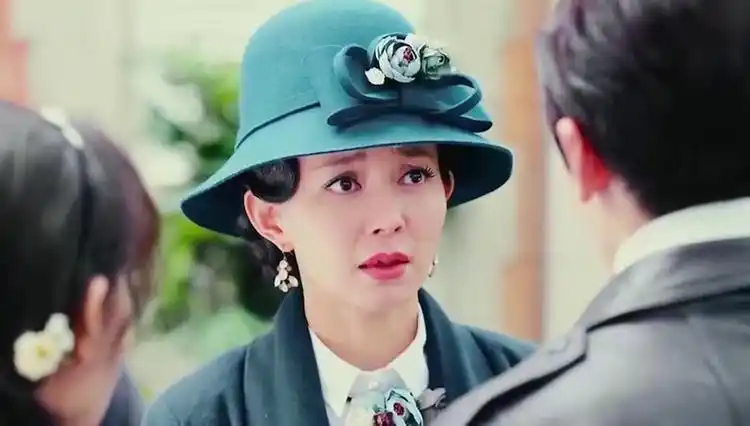 半妖倾城明夏终于回家,母亲激动坏了,不料明夏却带回了她_网易视频