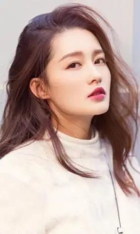 李沁:国家秘密培养她9年,转头却踏进娱乐圈,背后原因让人感慨