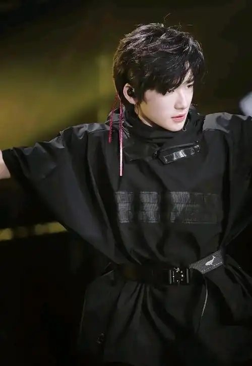 宋亚轩机车造型##王牌对王牌