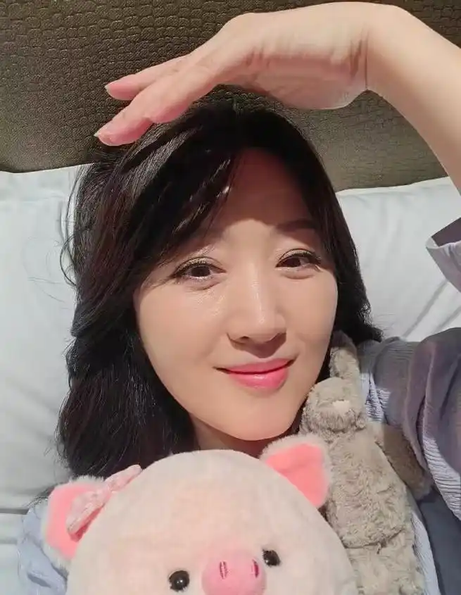 看了52岁杨钰莹的近照,我明白了"不整容"的重要性!