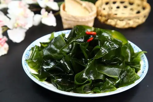 至于 海带芽,在 水里烫个三秒多就可以了,口感极其爽滑.绝对推荐!