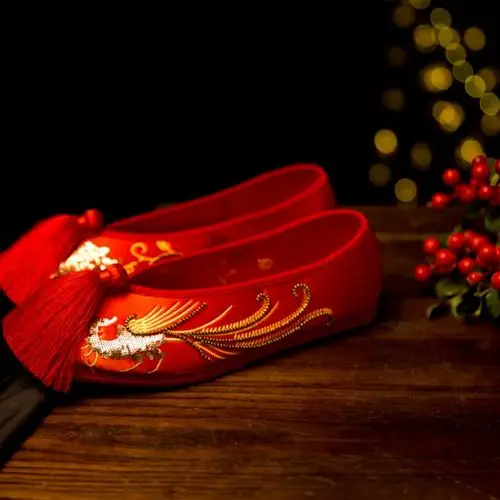 畅印 亮片绣花鞋中式婚鞋红色新娘秀禾鞋千层底流苏女上轿布鞋c 901