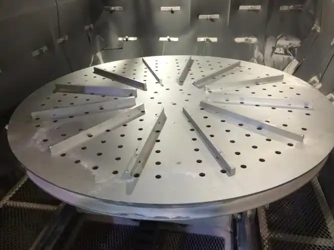 江苏厂家供应连续转盘式喷砂机 非标定做去毛边全自动间歇喷砂机