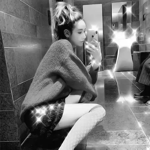 黑白高清美女头像微信图片大全高清