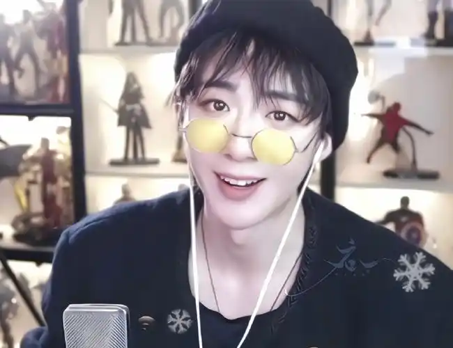 可爱～想把每一个你都揣进口袋里@摩登兄弟刘宇宁#刘宇宁直播#|摩登