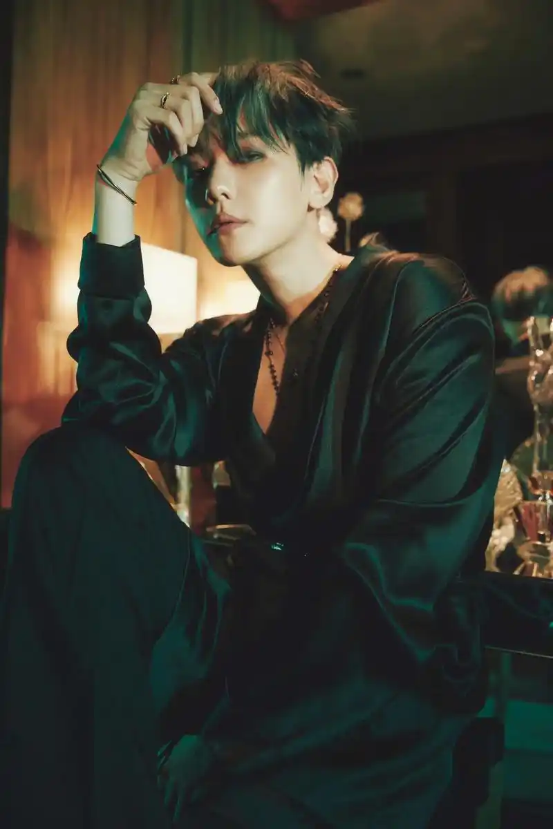 边伯贤 #禁欲系  大半夜,你是懂如何拿捏我的!98 推特 - 抖音