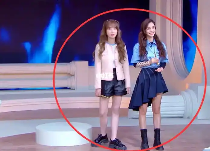 baby和虞书欣同框_美颜_明星同框_娱乐_明星娱乐资讯