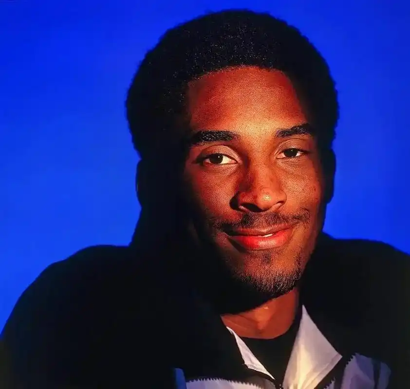 拿来做个头像吧 #科比  - 抖音