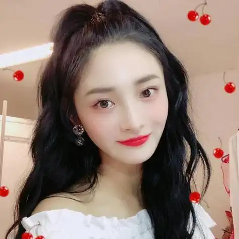 周洁琼眼镜头像高清图 高清头像图片大全 -【爱个性】