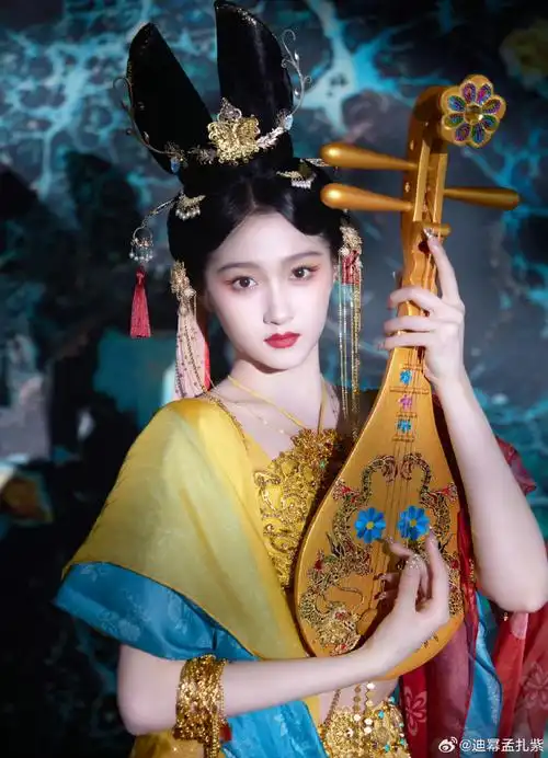 关晓彤什么时候再接一部古装剧##关晓彤多接古装剧##关晓彤红衣琵琶