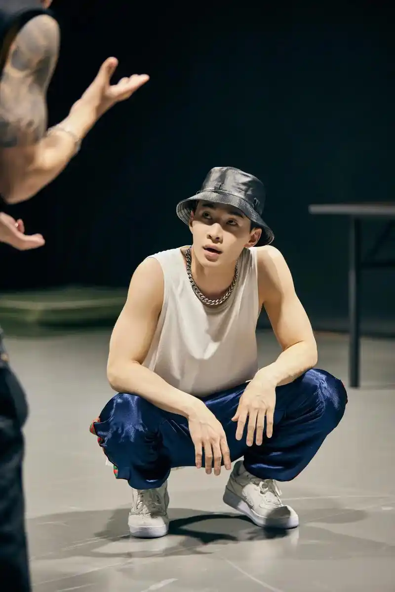 图片叙事练习 #刘宪华henry  - 抖音