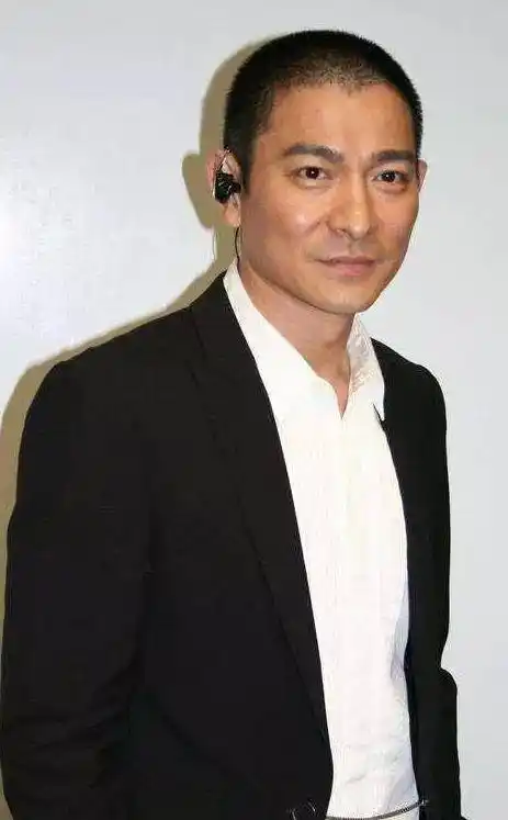 03刘德华不开心的时候,多看看李易峰的采访,一定会开心起来.