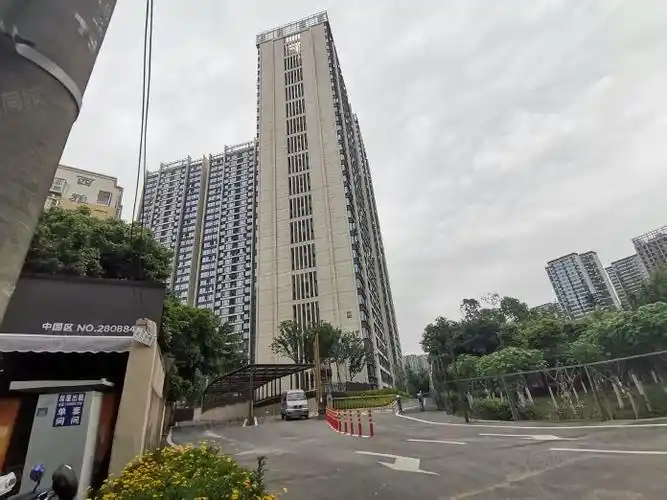 小区:龙湖西宸原著(商住楼)小区地址:育仁西路18号房租走势124在租房