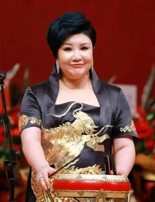 王惠庆生,鸿案鹿车成秀恩爱天花板,众徒弟画风迥异|德云社|岳云鹏|栾