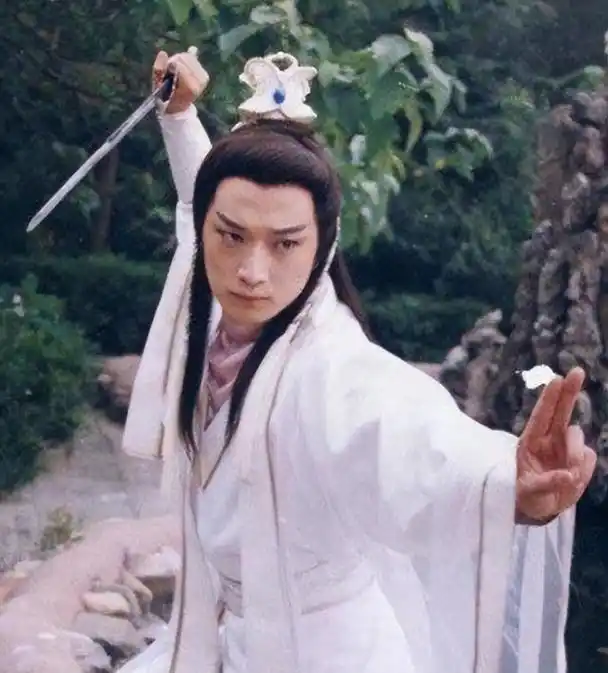 邵峰54岁靠繁花翻红妻子是百花影后夫妻恩爱17年无绯闻