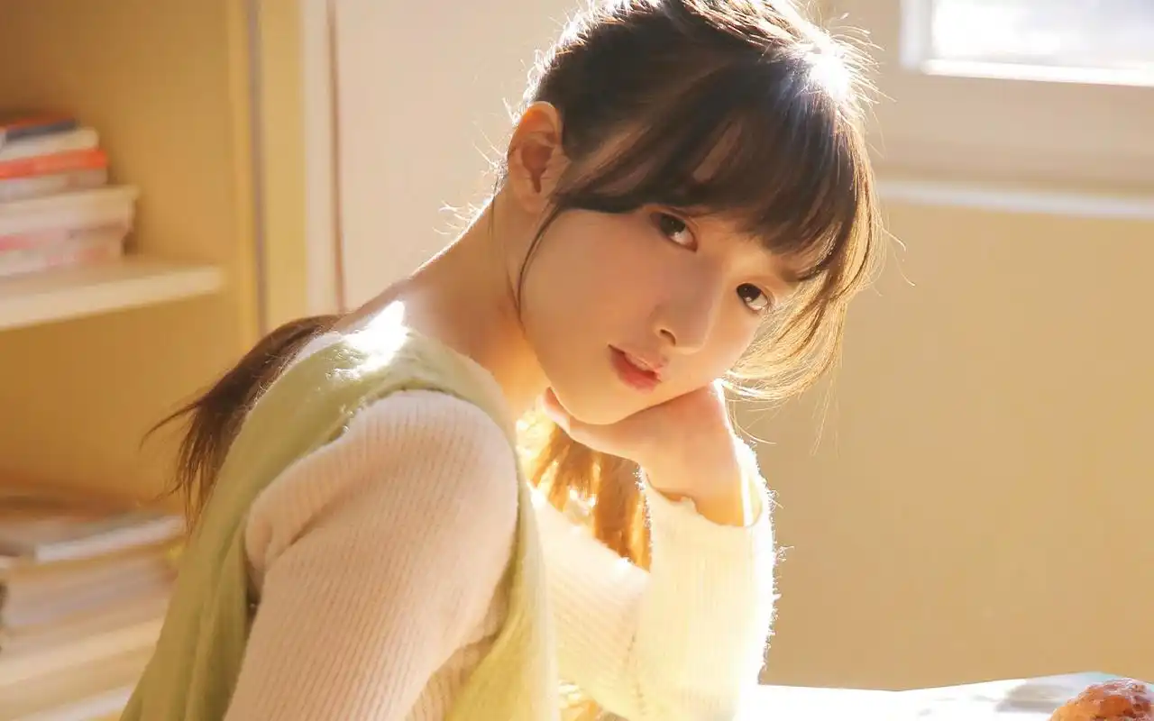 日系文艺美女清新慵懒治愈系风格唯美高清壁纸