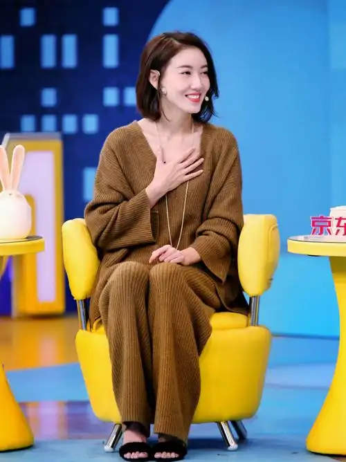 回顾演员高露我这辈子正确的决定就是隐婚为丈夫生下一儿一女