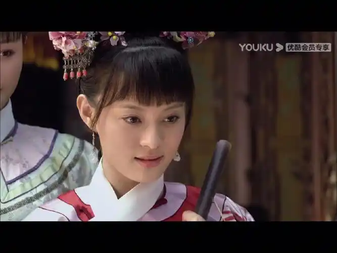 皇上赏给嬛嬛的蓝田玉萧,怎么看起来像缺了个角是磕坏了吗?