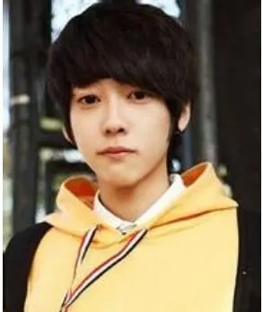 男生蓬松直发发型图片 快速打造男生个性气质_男生发型_西子美发网