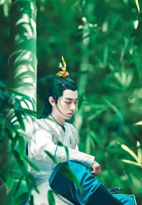 全部看过算我输!大神给肖战p上女装,结果太惊艳