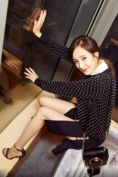 杨幂同款时尚百搭简约夏新款一字带细跟高跟鞋女凉鞋