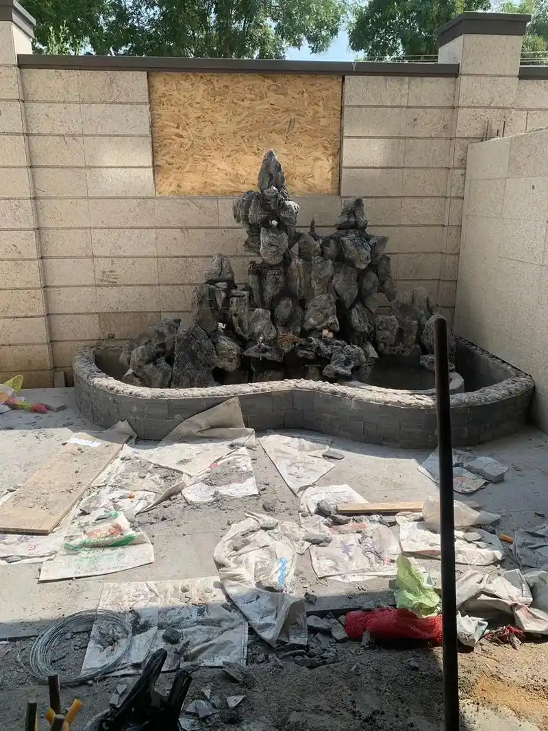 美丽乡村中式庭院 #小院鱼池假山设计 #美丽乡村中式庭院  - 抖音