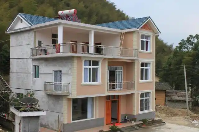 农村修建房子,第一层需要建多高呢?快来看一看老师傅怎样介绍