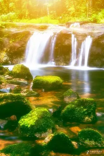 宝天曼的山水美景