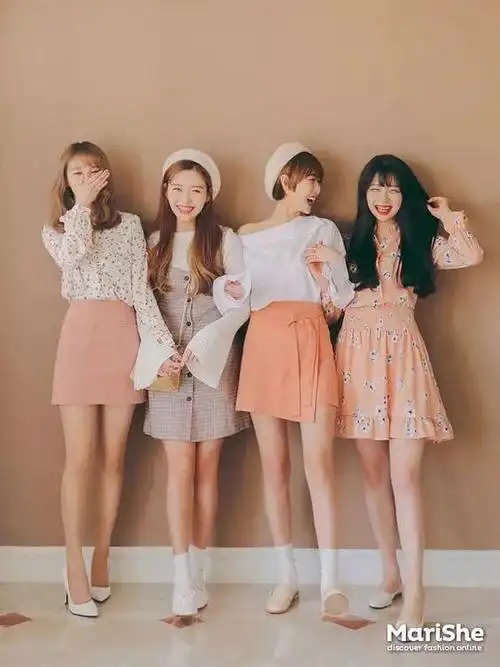 4人姐妹照拍法原来可以这样拍