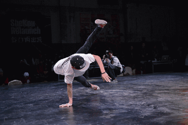 这就是街舞热血街舞团天水人一起来尬舞