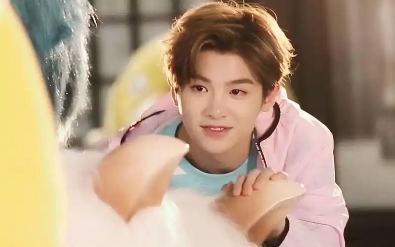 【justin 黄明昊】女友视角~温柔爱笑可爱帅气的小贾