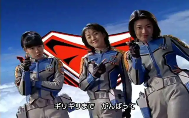 奥特曼四支特殊的地球防卫队胜利队全员解散还有一支被怪兽团灭