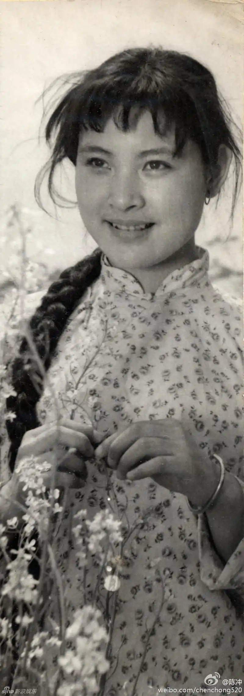 陈冲《小花》清纯照