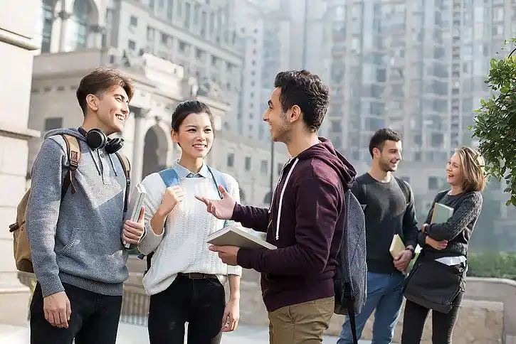 面对面沟通图片