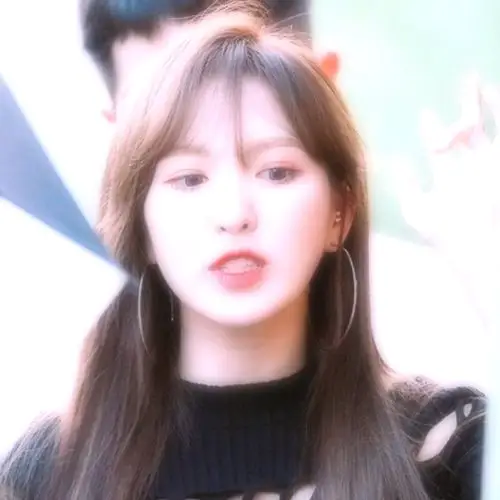 爱豆头像cr.二传注出处 by甜锡与仁均自截自调图(孙承欢wendy))