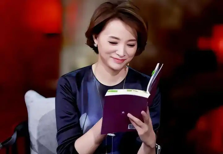 央视一姐董卿公开露面,《朗读者3》复播希望渺茫 - 奇点