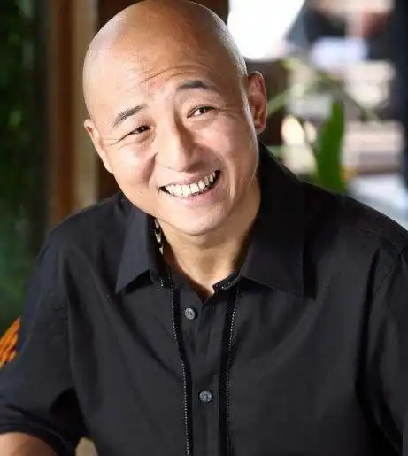 周晓鸥(中国内地男歌手)_石塘网