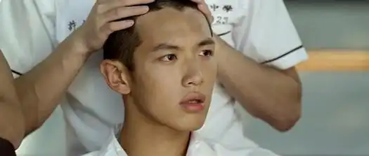 彭于晏吴亦凡谢霆锋平头明星男帅照大全