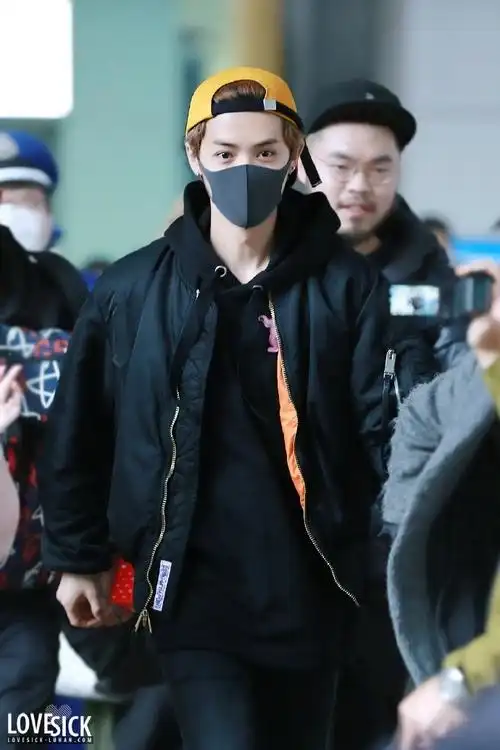 鹿晗机场造型大汇总哪组是你最爱