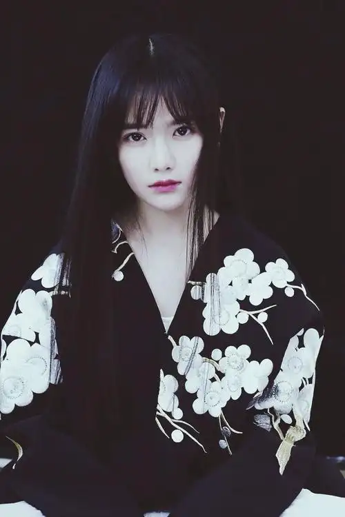 复古唯美意境长发女神南笙女头像就